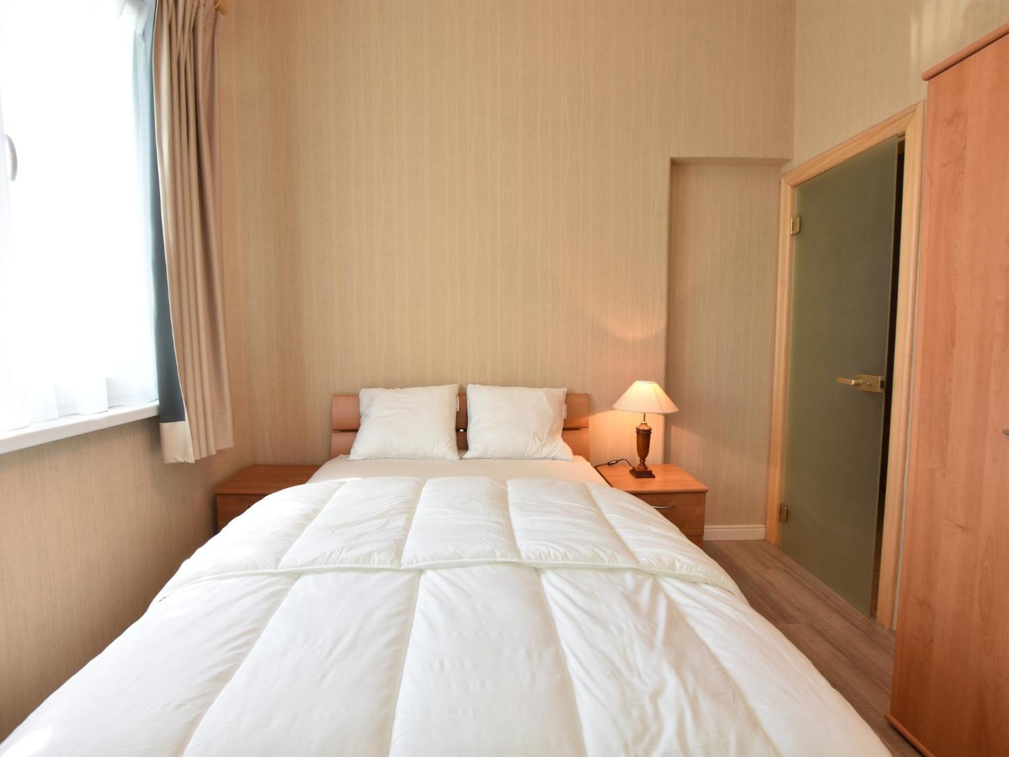 Former Hotel In The Centre And At 50 Metres From The Beach In Panne 德帕内 外观 照片